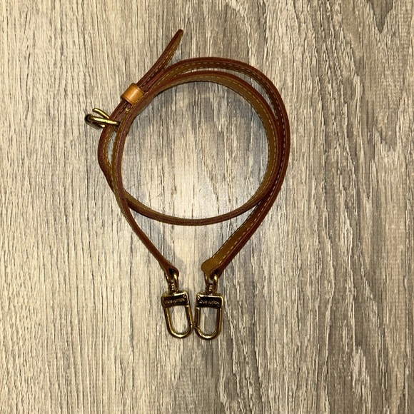 AUTHENTIC Louis Vuitton Vanchetta leather replacement/extender straps (3 pieces) - Picture 3 of 10